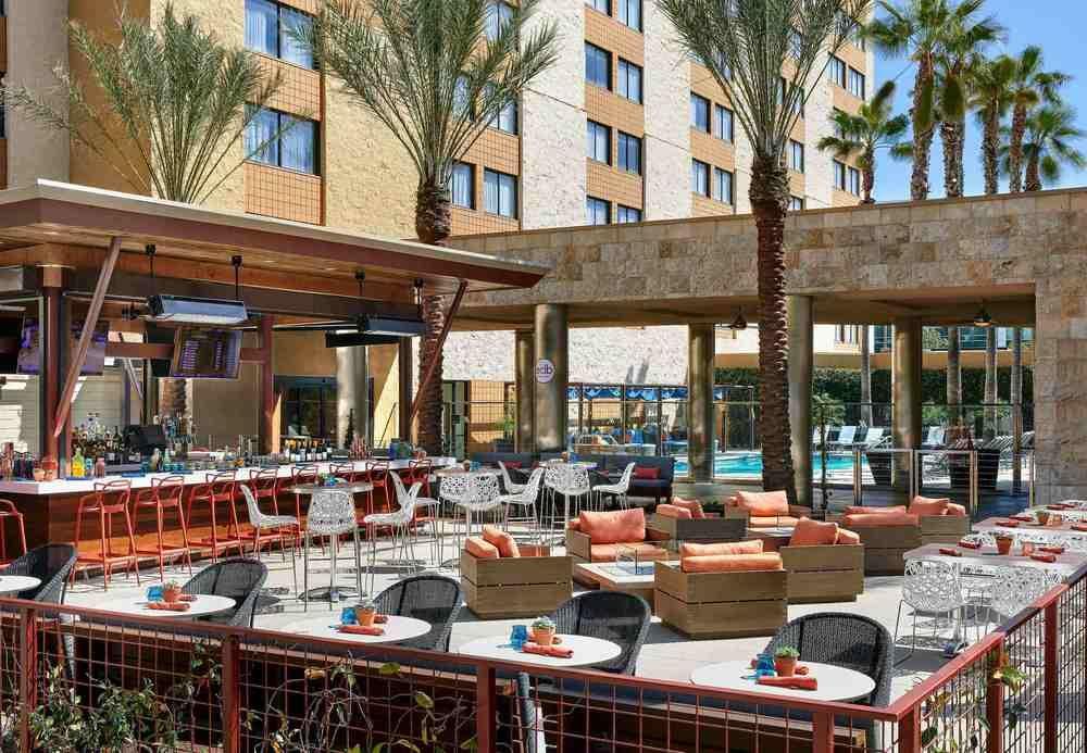Los Angeles Marriott Burbank Airport Екстериор снимка
