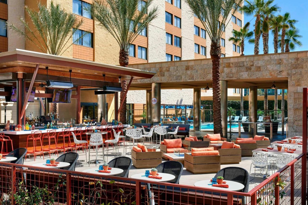 Los Angeles Marriott Burbank Airport Екстериор снимка