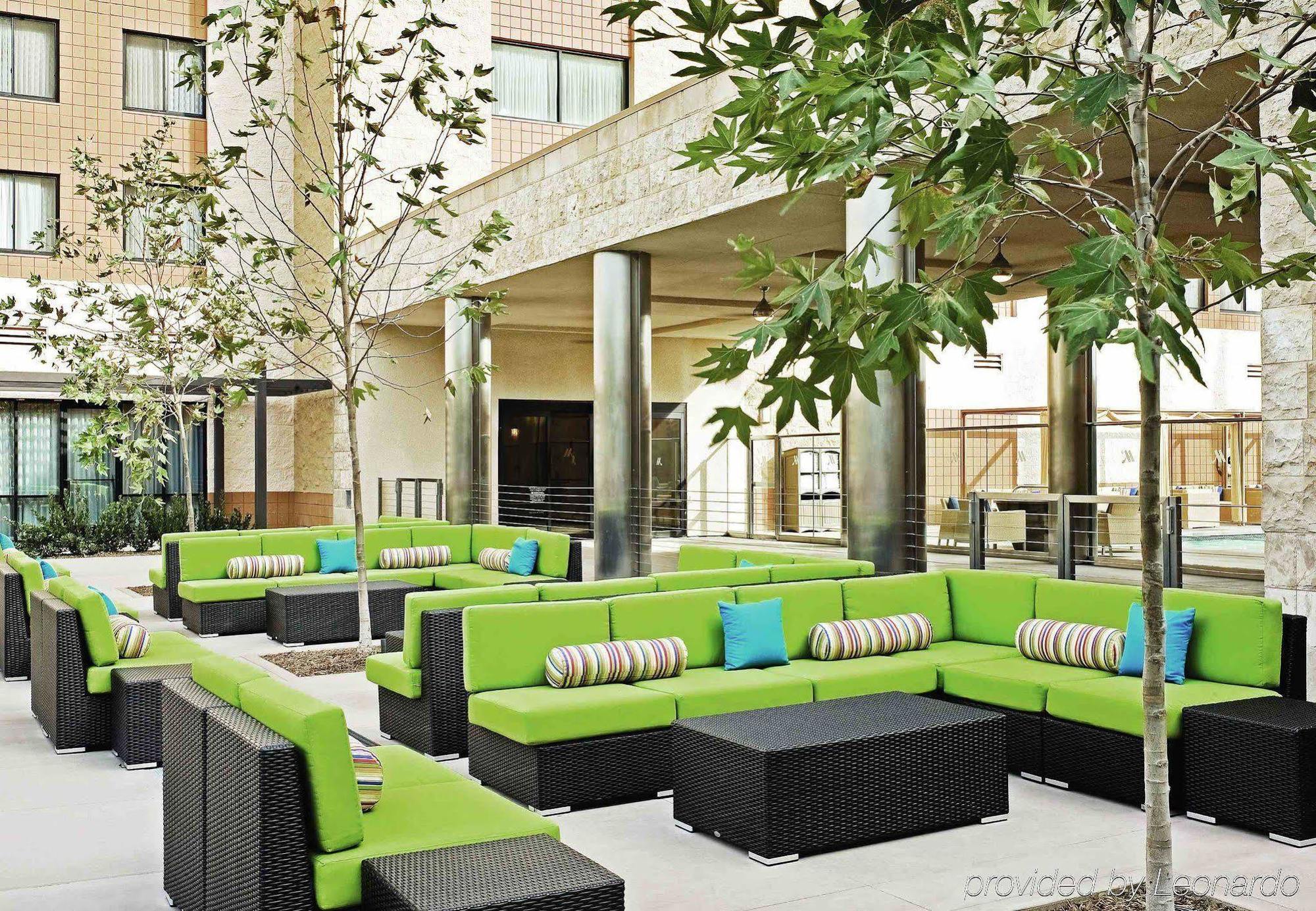 Los Angeles Marriott Burbank Airport Екстериор снимка